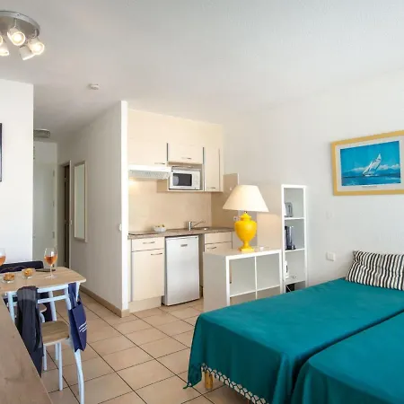 2/3 Personnes Pres Plage, Climatise, Balcon, Parking, Wifi, Petit-dejeuner, Saint-raphael - Fr-1-466a-37 Saint-Raphaël